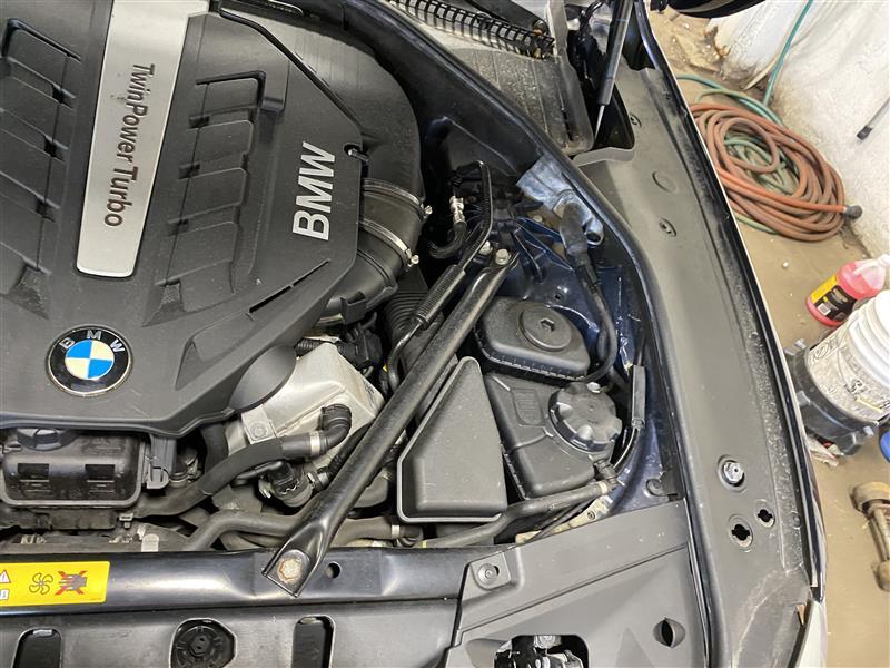 Used Automatic Transmission Shift Lever Assembly fits: 2012 Bmw ACTIVEHYBRID 7