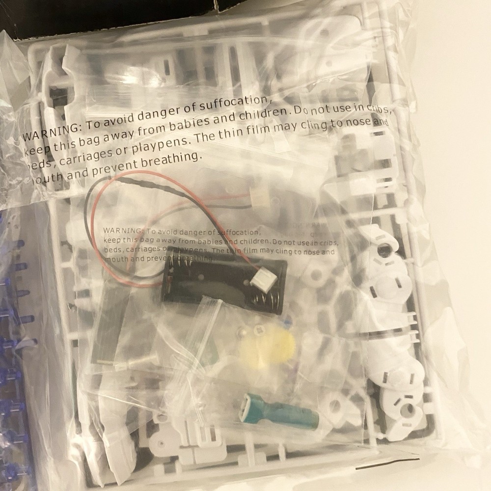 Kids Discovery Build & Create Robotics Kit Open Box