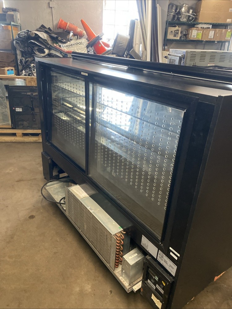 Pre-Owned Structural Concepts Encore Refrigerated Display Model HV74RSS TESTED
