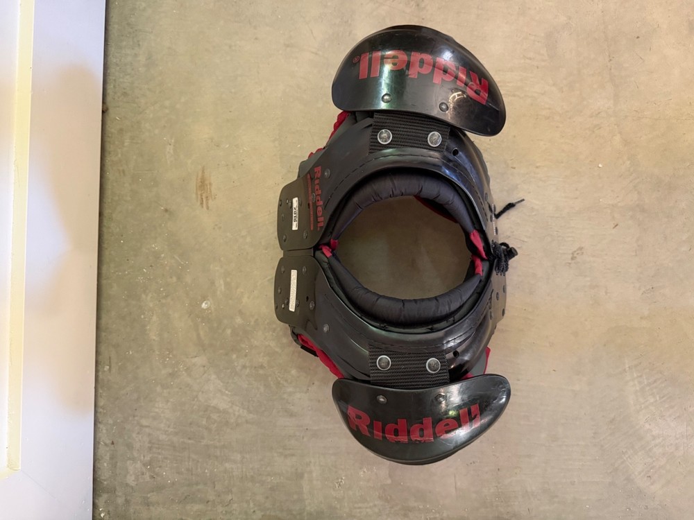 youth Riddell rival houlder pads