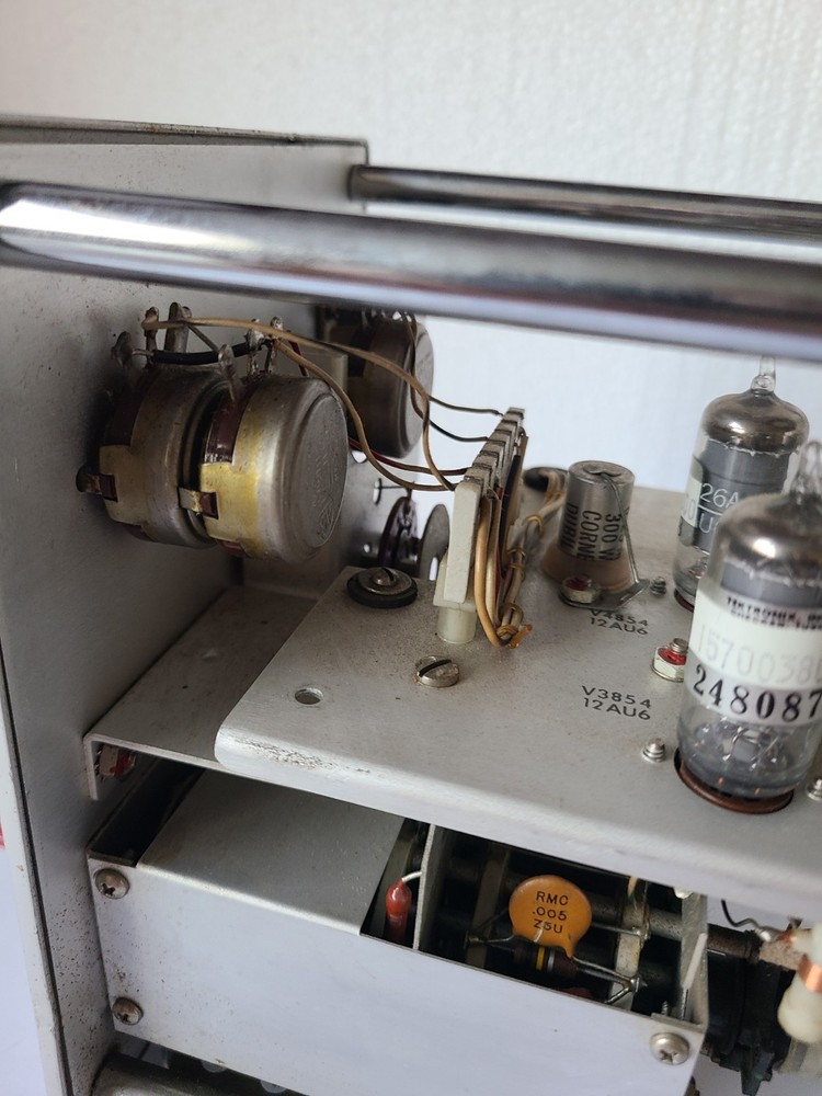 Tektronix Type H WIDE-BAND CALIBRATED PREAMP Plug-in Unit, Untested