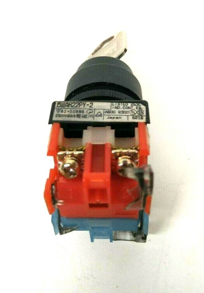 Fuji Electric (AR22JR-2) Selector Switch
