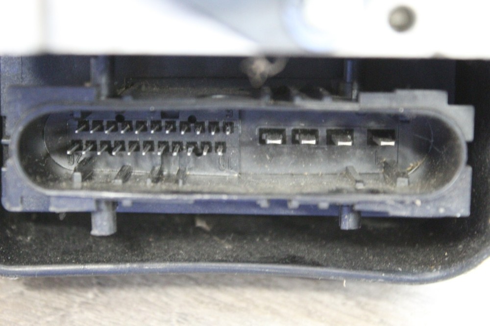 14 15 16 Honda VFR800 ABS CONTROL MODULE