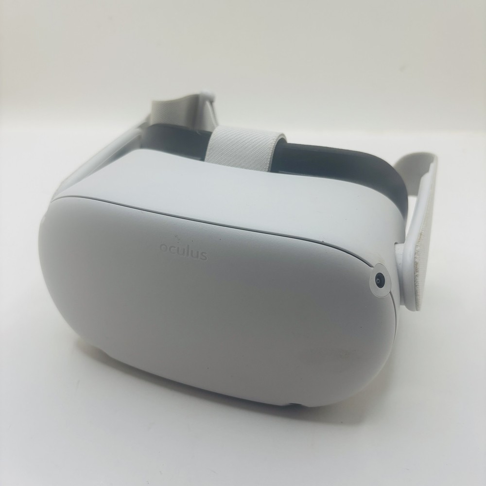 White Oculus Quest 2 All-in-One Standalone VR Headset ONLY Wireless
