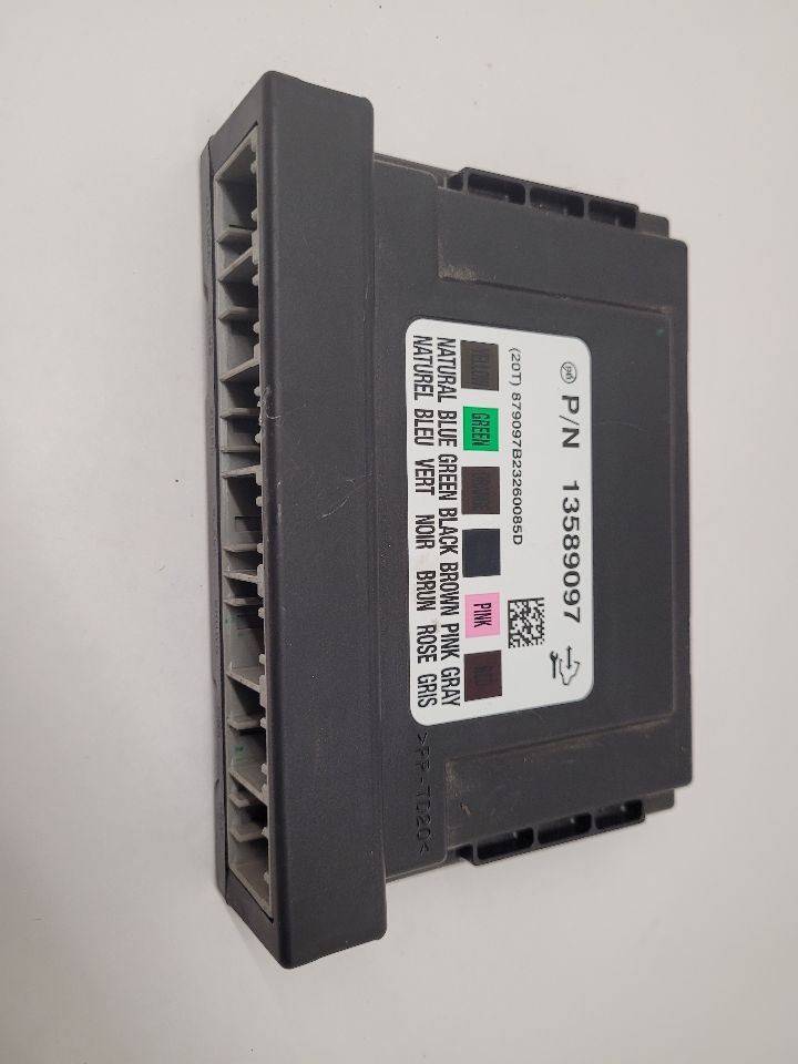 2013-2014 CHEVROLET SONIC Body Control Module BCM 13589097