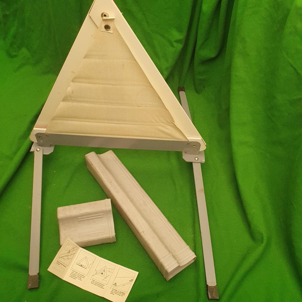 Warndreieck K13755 Warning Triangle Vintage Fully Functioning Good Condition