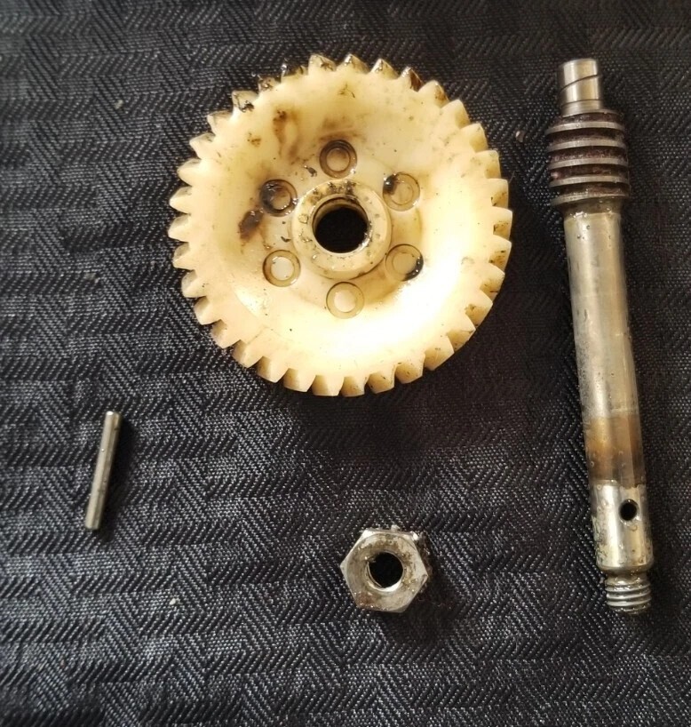 Yamaha YL2 Oil Pump Shaft ♻️