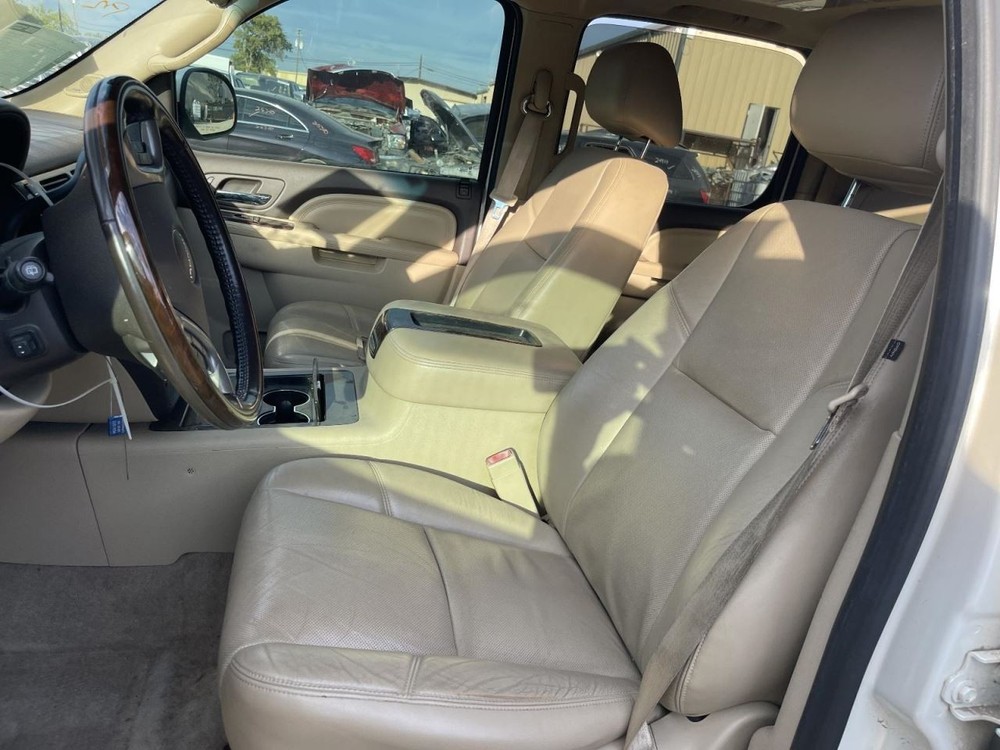 Sun Visor Left Driver Illuminated Fits 07-14 ESCALADE 978740