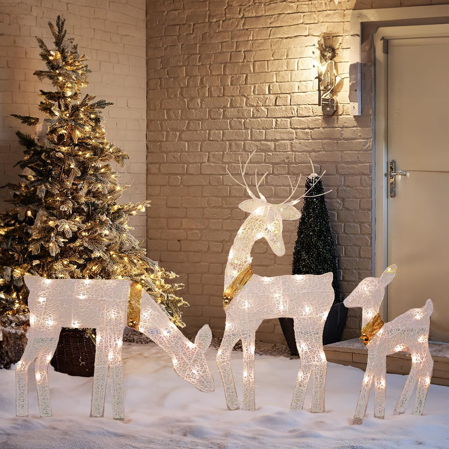 Dazzle Bright Christmas Outdoor Decoration, 3-Piece Lighted 2D Reindeer Family w