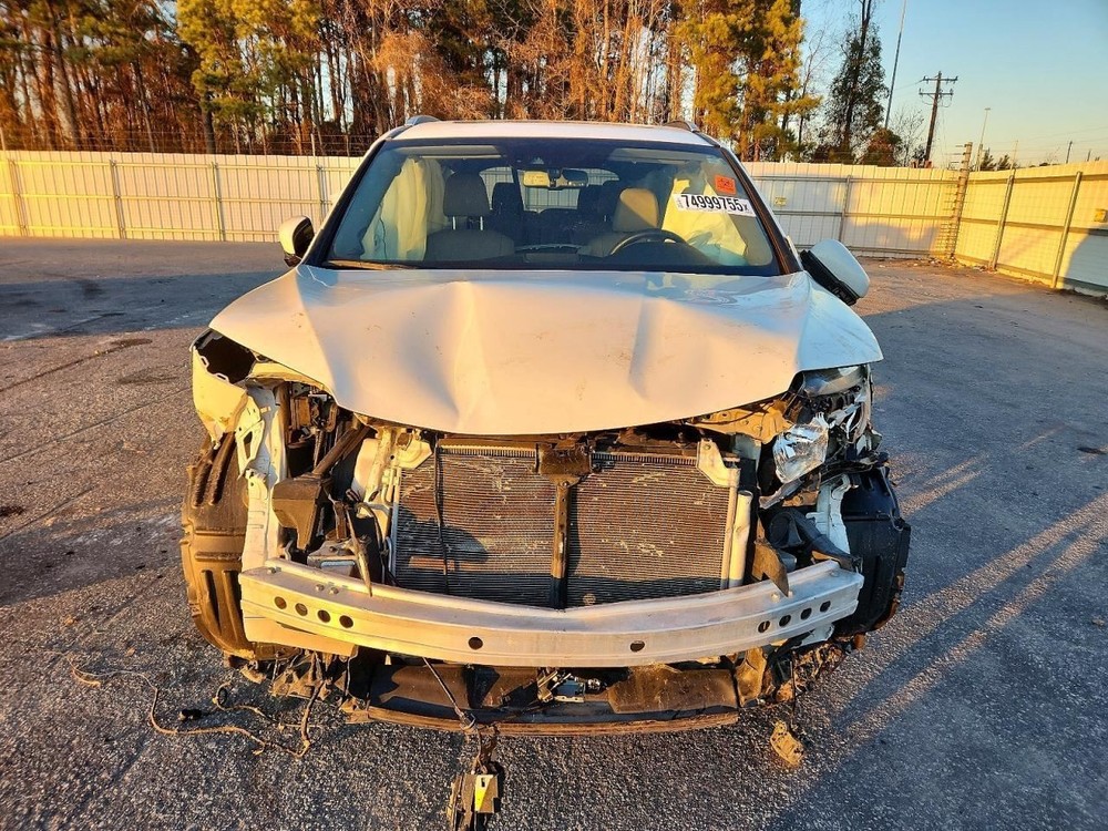 PILOT 2017 Glove Box 5021571