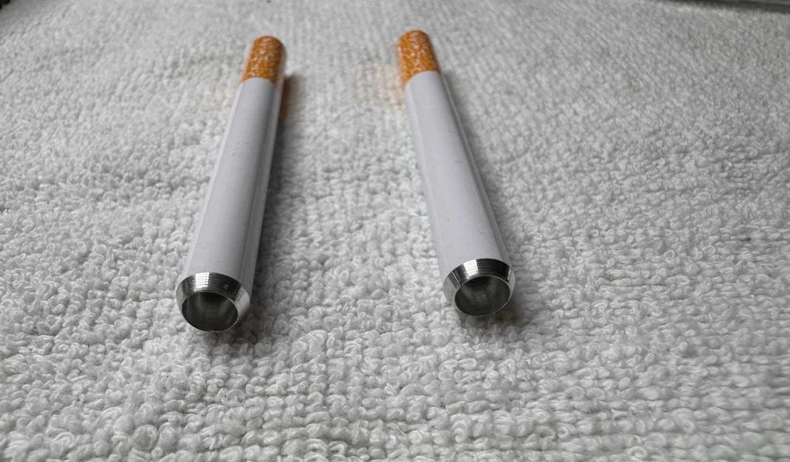 New 2 Novelty Fake Cigarette Bubble Blower Non Smoker Break time Funny Effective