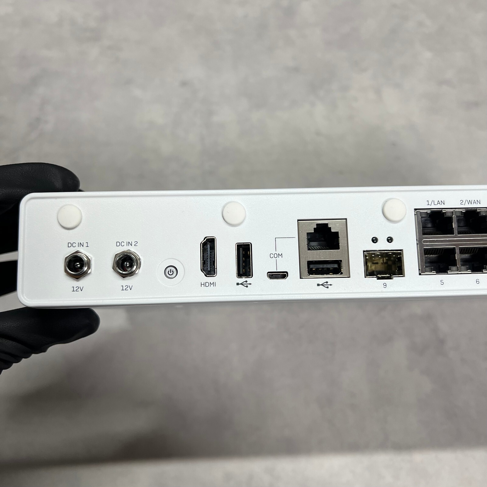 Sophos XG 135 REV 3 Firewall Desktop appliance w/adapter Tested Good【1day ship!】