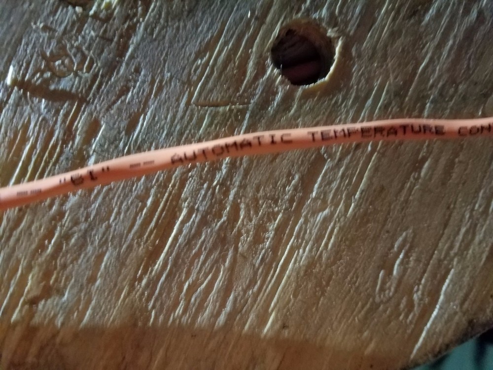 Carol 92129 18/2C Shlelded BI Automatic Temperature Control Cable CMP Org /100ft