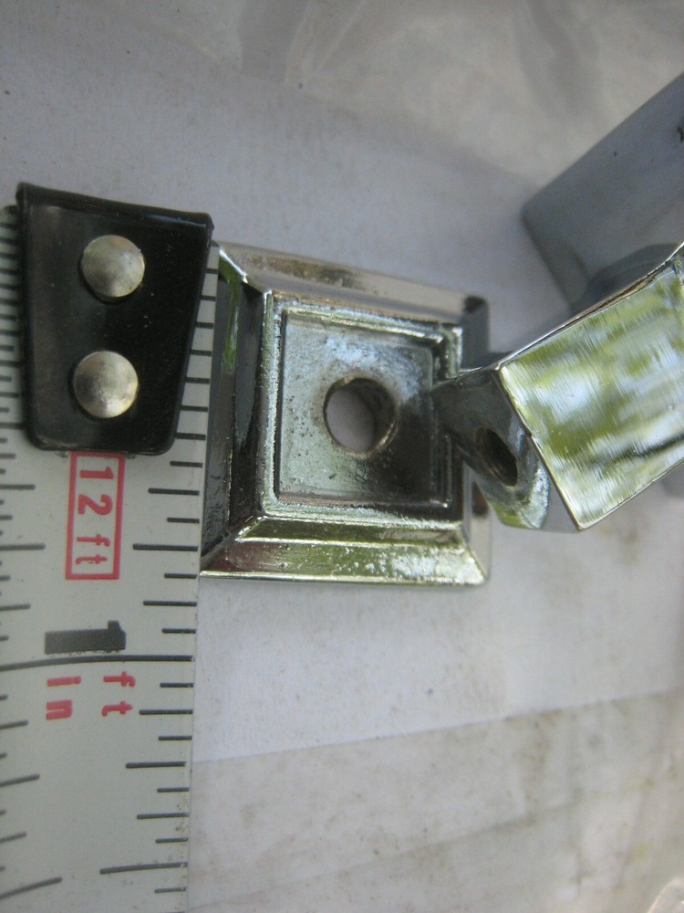 10 yes 10 Rusticware 991CH 1-1/8 Inch Square Chrome Cabinet Knobs with base