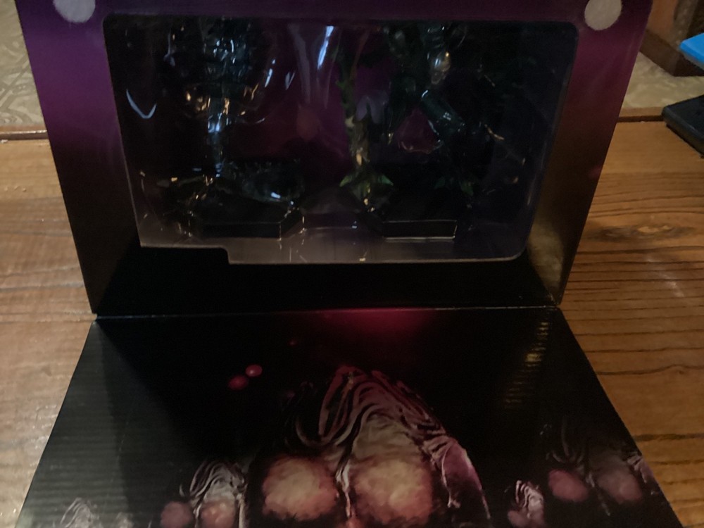 Eaglemoss Collection Alien Retro Collection: mantis & snake Alien Figures