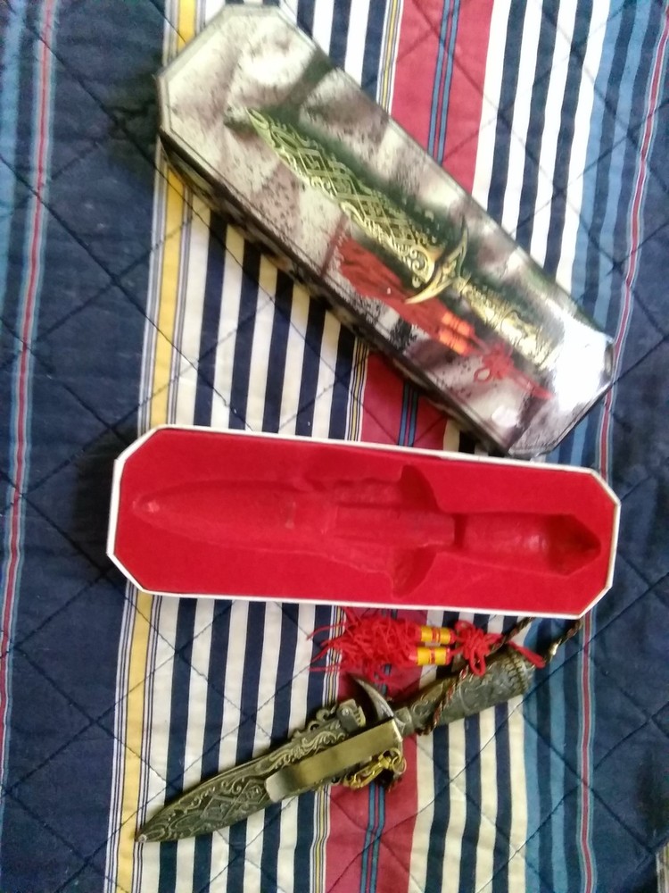 Decorative traditional chinese dagger