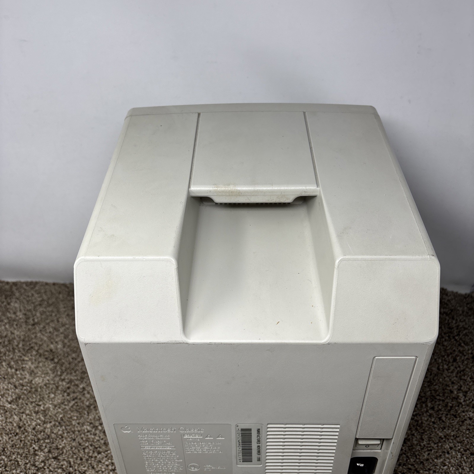 Apple Macintosh Classic Vintage Computer M0420 FOR PARTS READ