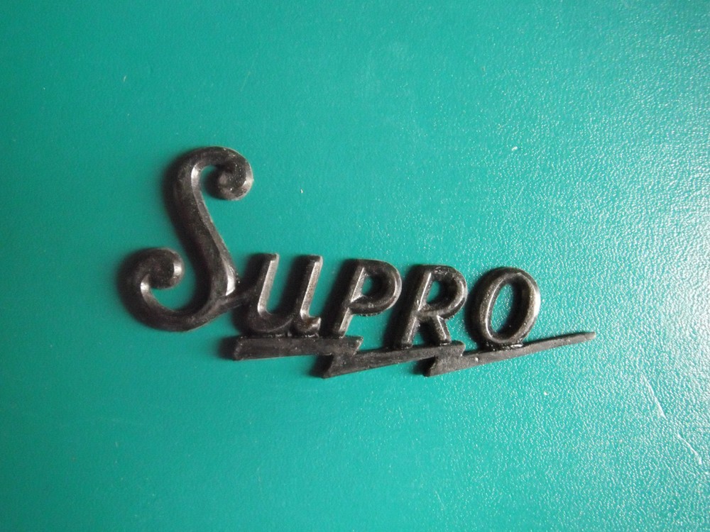 Supro Amp Logo Blk.