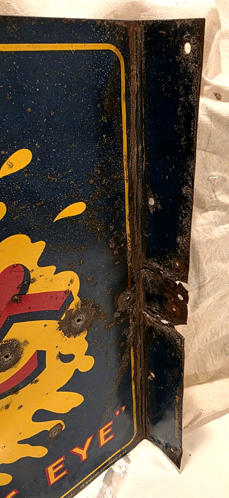 Rare Original 1963 Drink SQUIRT Flange Sign - It's In The Public Eye - 18" x 14"