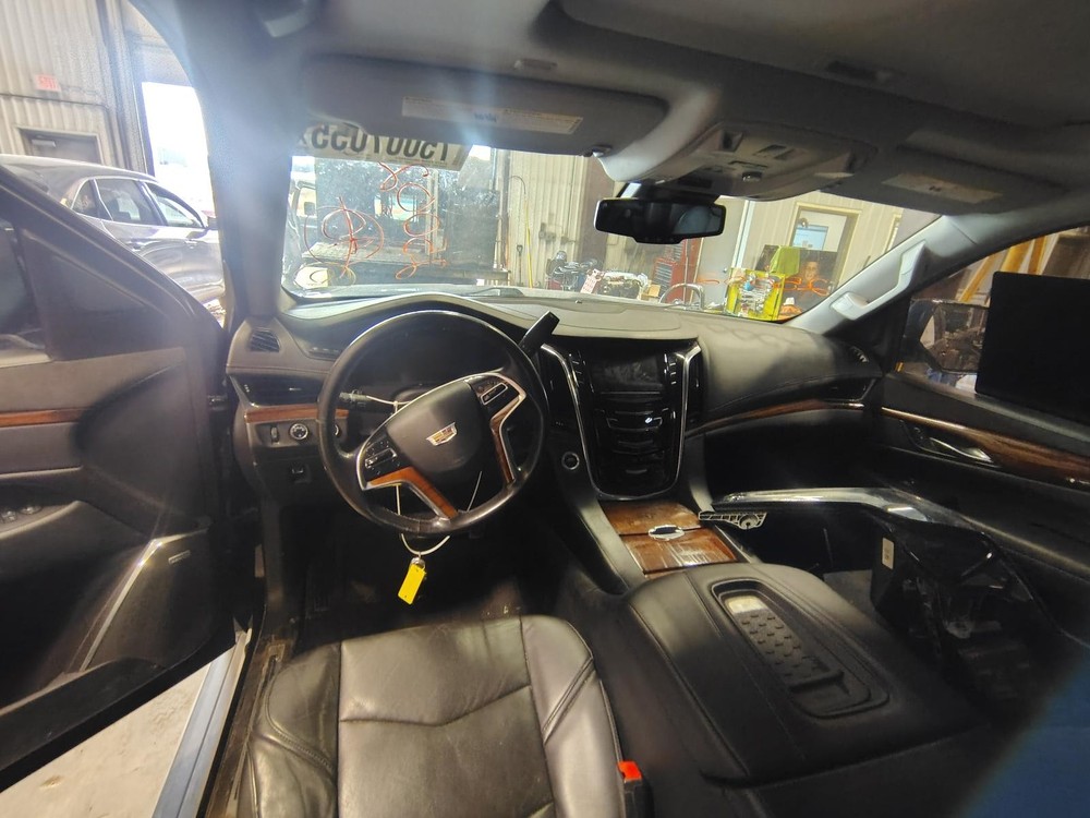 Used Blind Spot Detection System Warning Control Module fits: 2015 Cadillac Esca