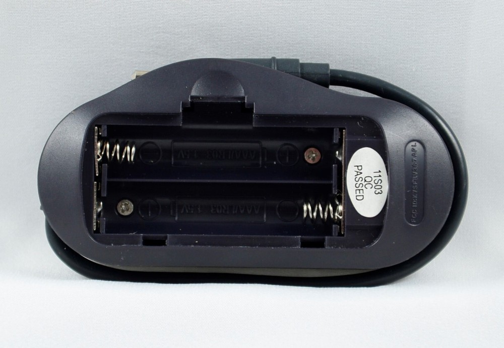 Belkin TuneCast Model F8V367 FM Transmitter For Audio Devices