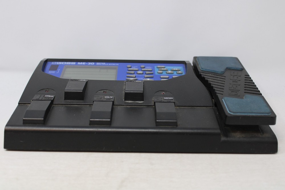 BOSS ME-30 Guitar Multiple Effects Pedal - Unit Only
