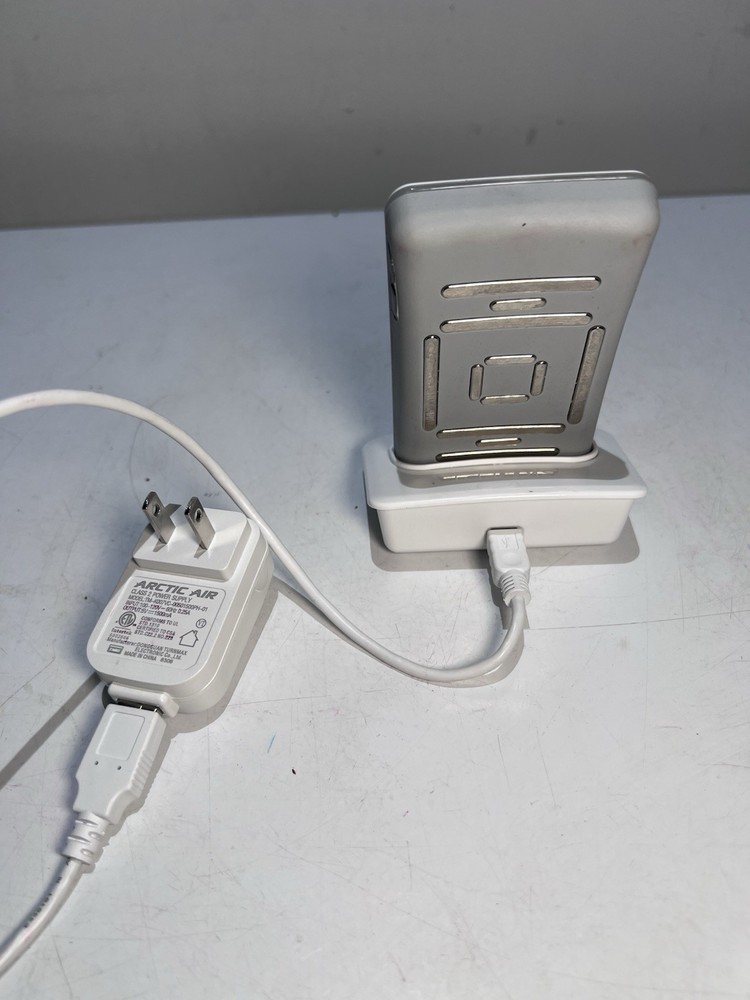Skulpt Chisel Body Scanner W/Charging Base and USB Cable