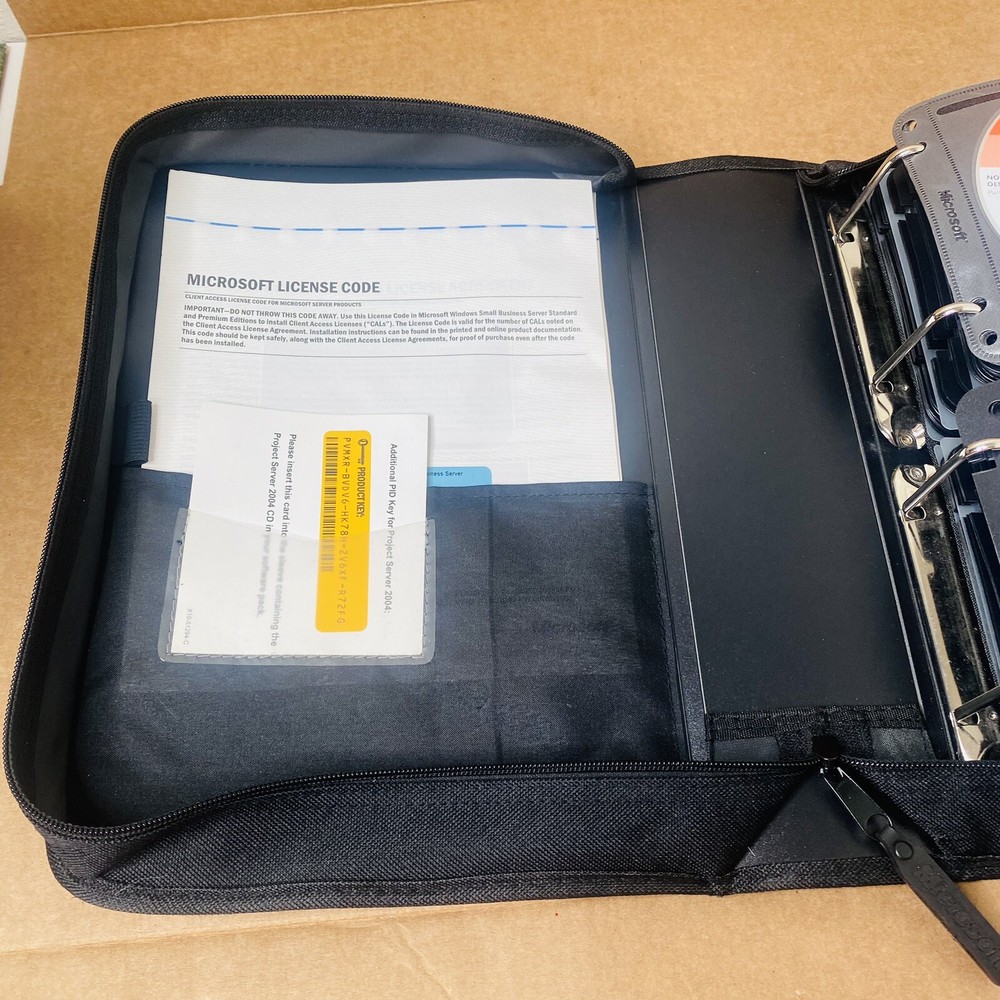 Microsoft Action Pack Subscription Partner Program Vtg Software + Key 100 Disks