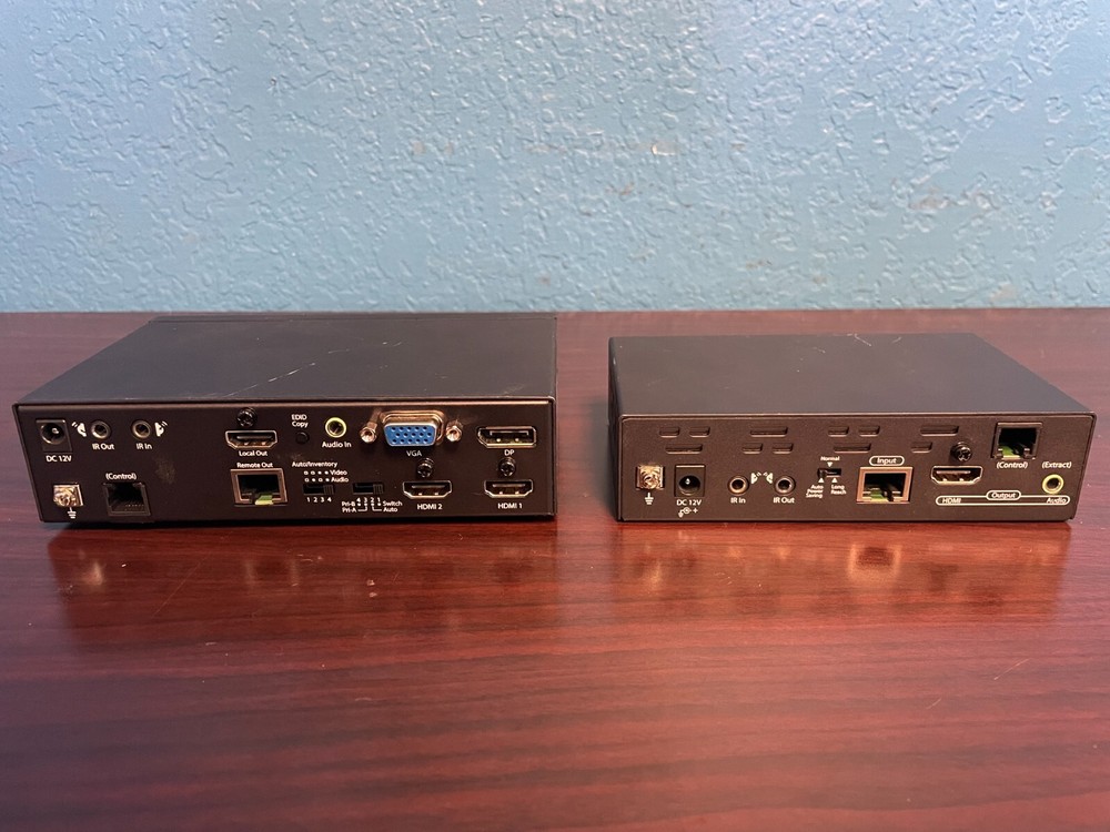 StarTech Multi-Input HDBase Over CAT5 Extender Switch and Scaler Bundle T & R
