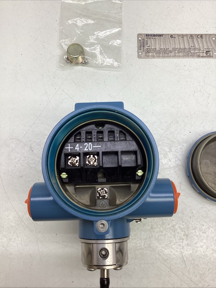 Rosemount 8800 Vortex Flow meter Transmitter NEW