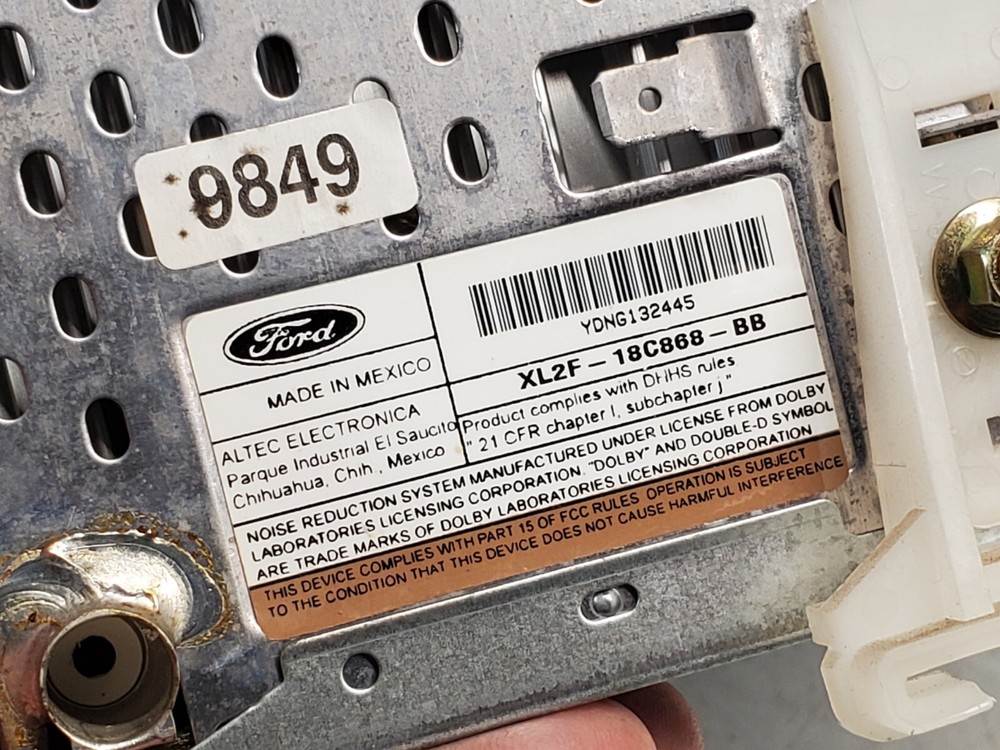 1998-2003 Ford F150 Ranger Explorer Excursion E-Van Radio CD OEM- XL2F-18C868-BB