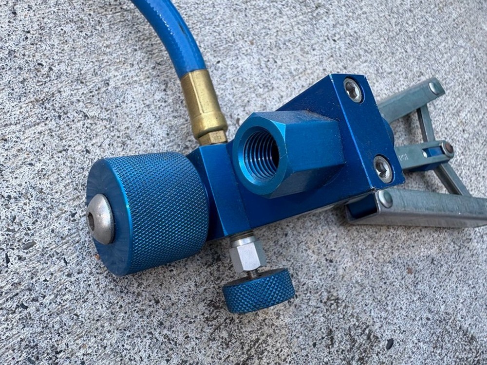 3D Instruments #8103-100 Range 0-150 PSI Hand Held Test Pump