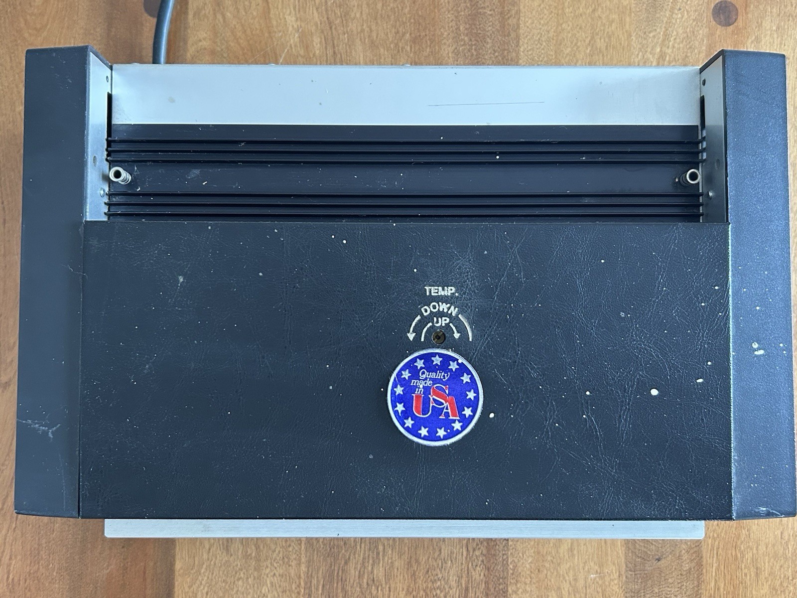 TLC Heavy Duty Laminator Model 6000 w/ 9”x 14.5” Pouches