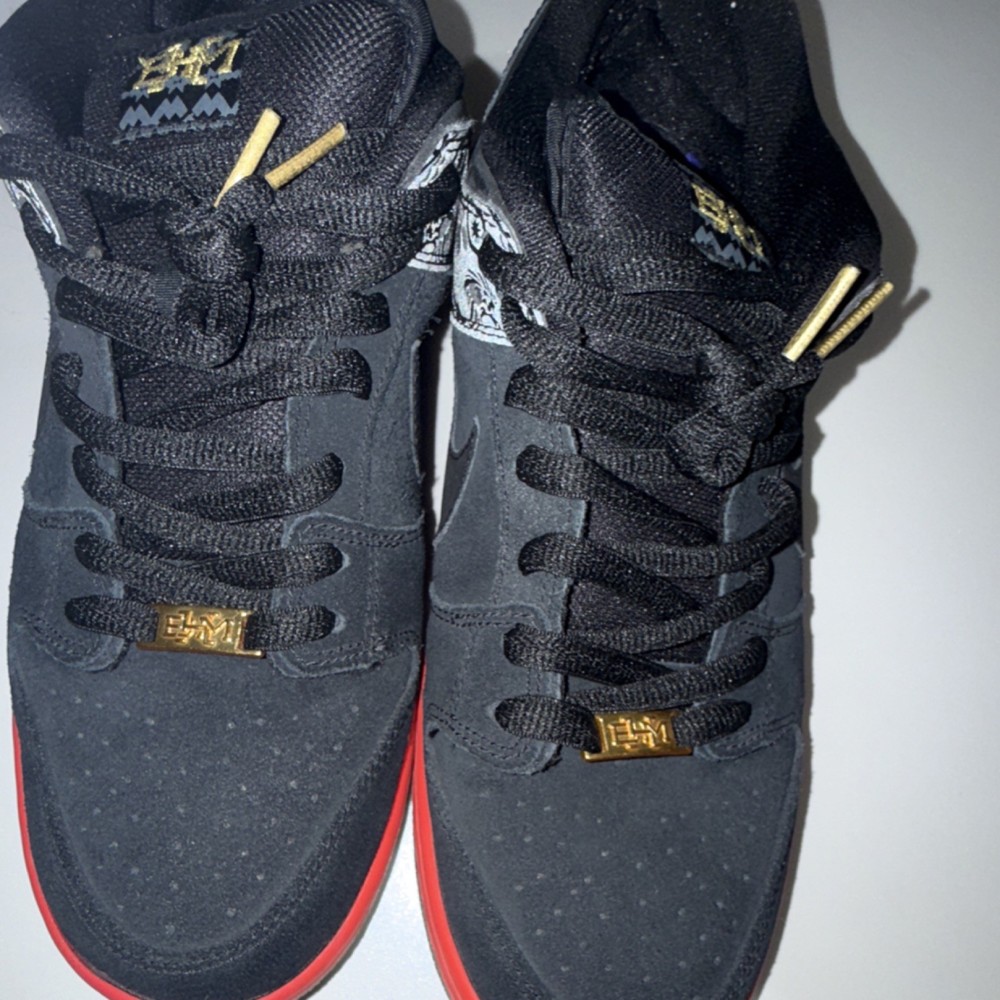 Nike SB low BHM no box size 10.5M