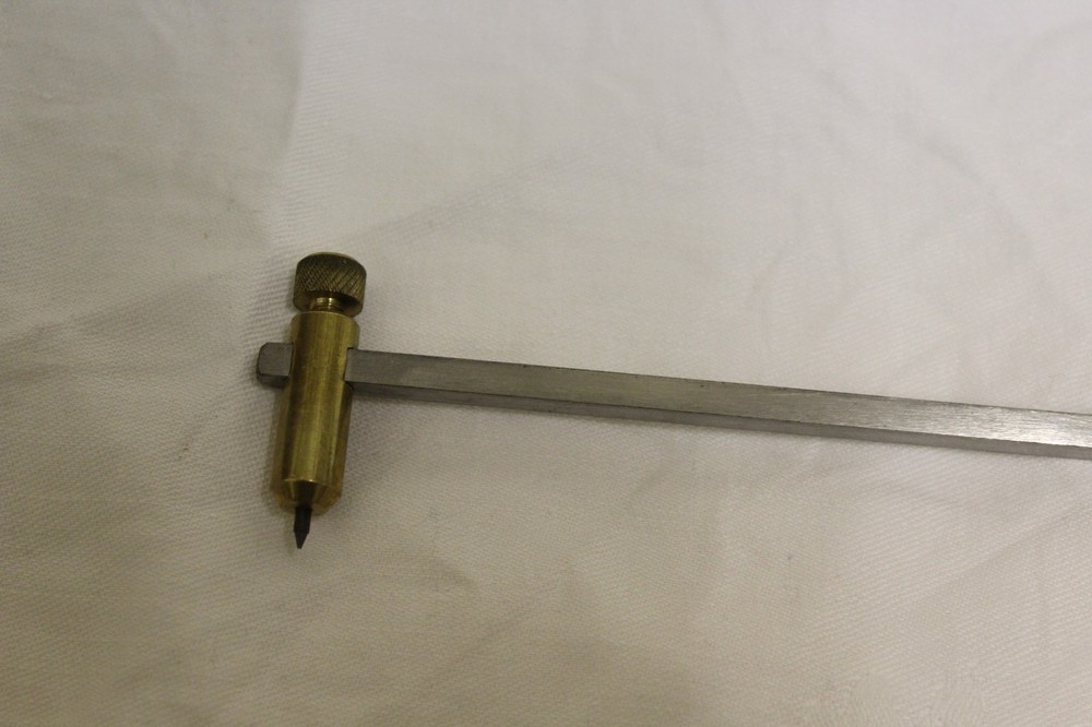 ADJUSTABLE CIRCLE SCRIBE point for centre Blade for cuting circle 25cm long