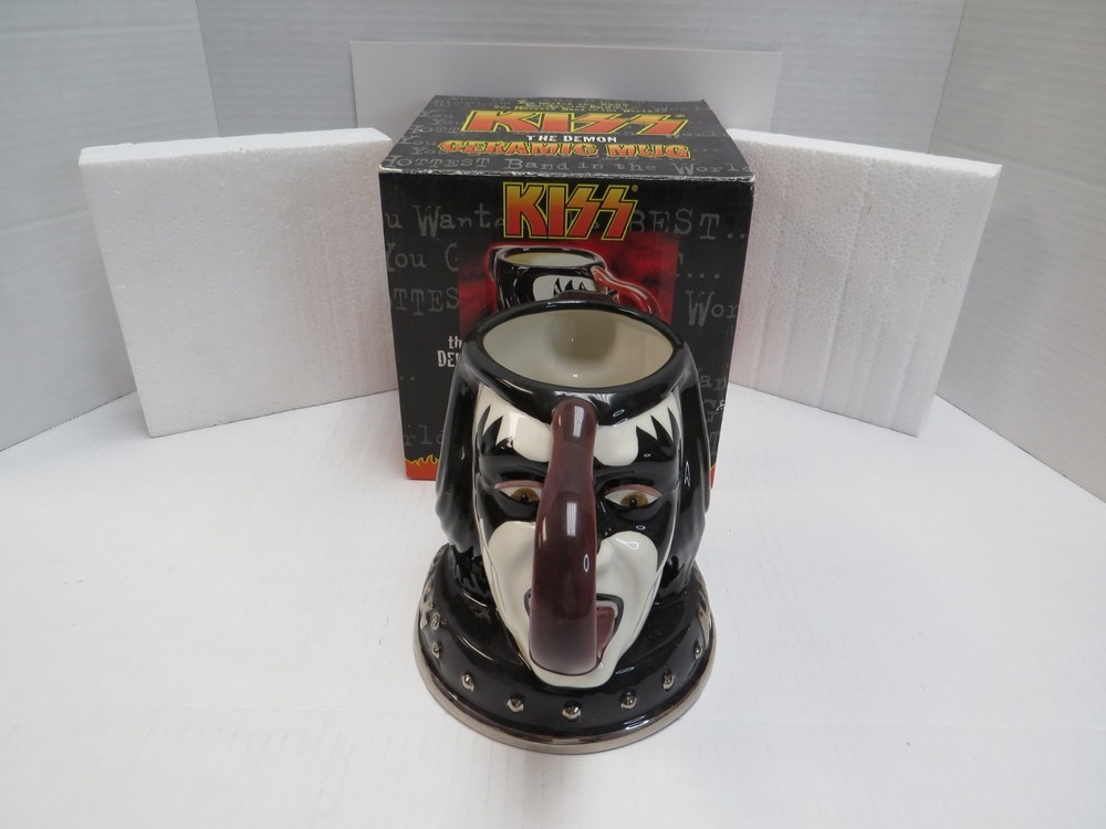 KISS GENE SIMMONS CERAMIC MUG - THE DEMON
