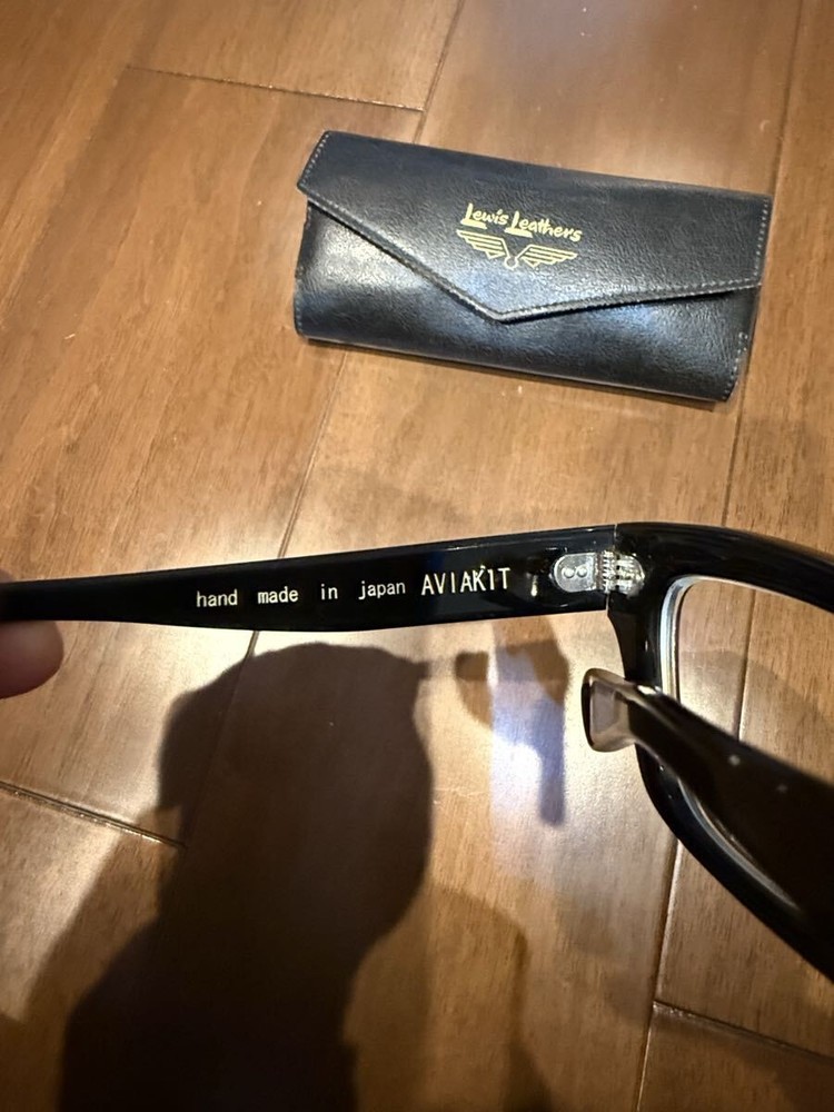Effector Lewis Leather Glasses
