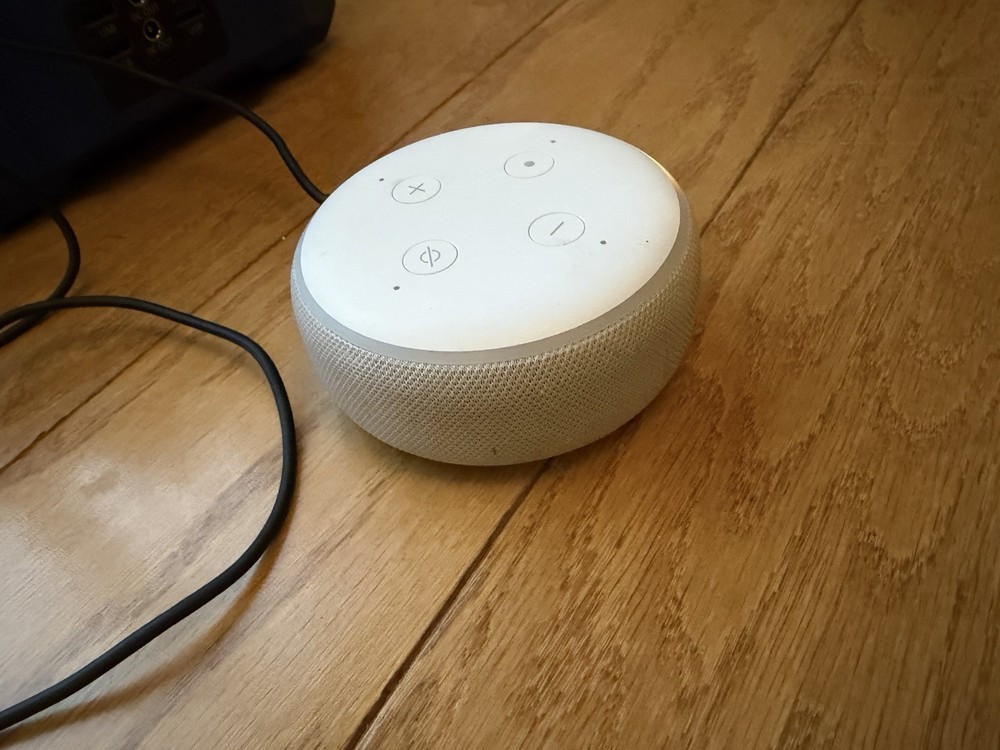 Amazon Echo Dot 3rd Gen Smart Speaker C78MP8 Used Tested Sandstone 2AXL