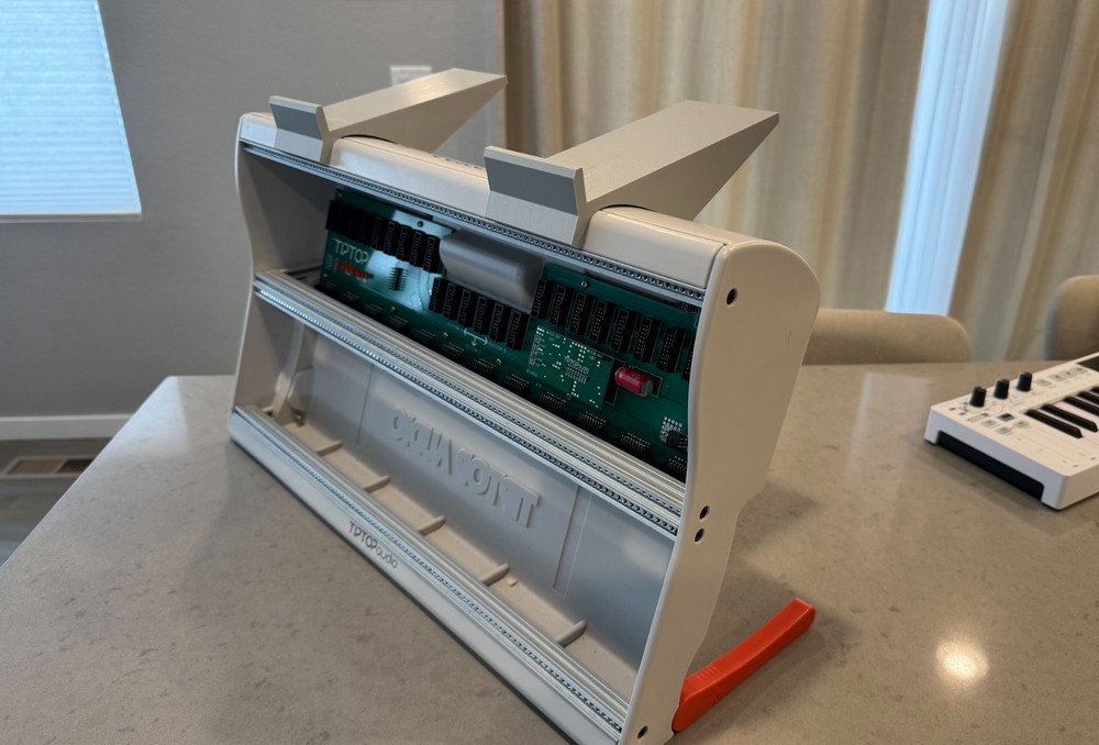 Shelf for Tiptop Mantis Case (pair - light gray)