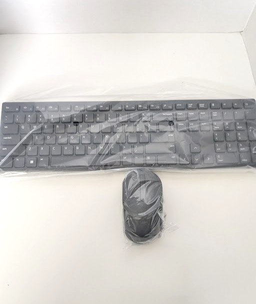 NEW - DELL KEYBOARD AND MOUSE KB3121Wp MS3121wP