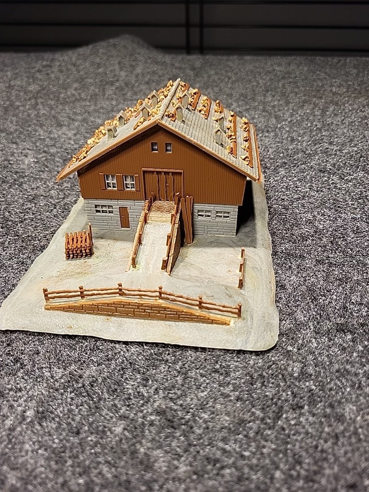 FALLER N Scale #232233 Alpine Barn Fully Assembled