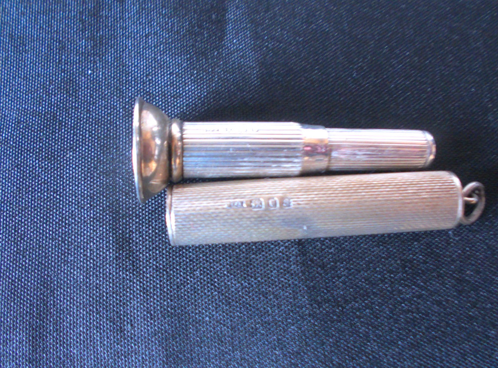 Solid Silver Engine Turned Cigar Piecer Hallmarked Date 1956/57 By S J Rose & So