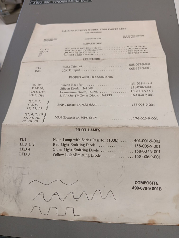B+K Precision 520B Transistor Tester Powers Up
