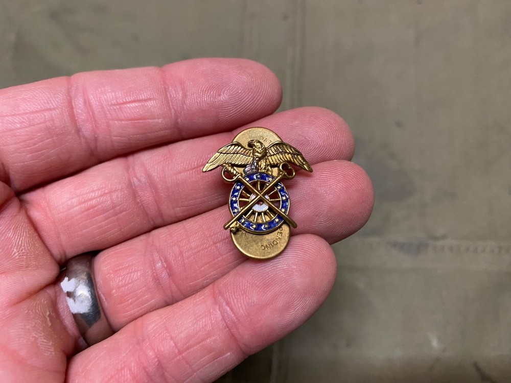 ORIGINAL WWII US ARMY OFFICER QUARTERMASTER CORPS SHIRT CAP COLLAR INSIGNIA