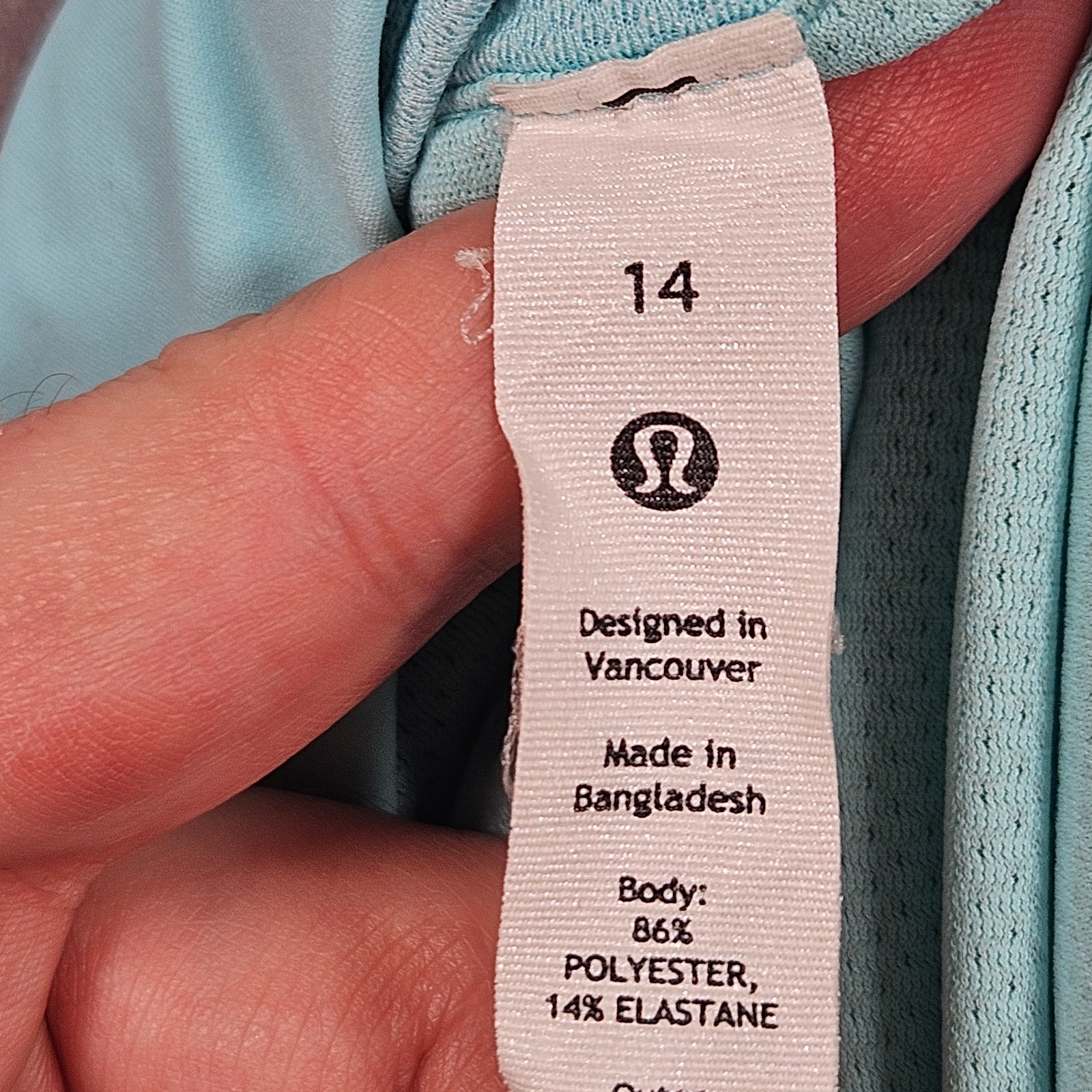 Lululemon Shorts Womens 14 Blue Fast and Free Reflective High Rise Classic Fit