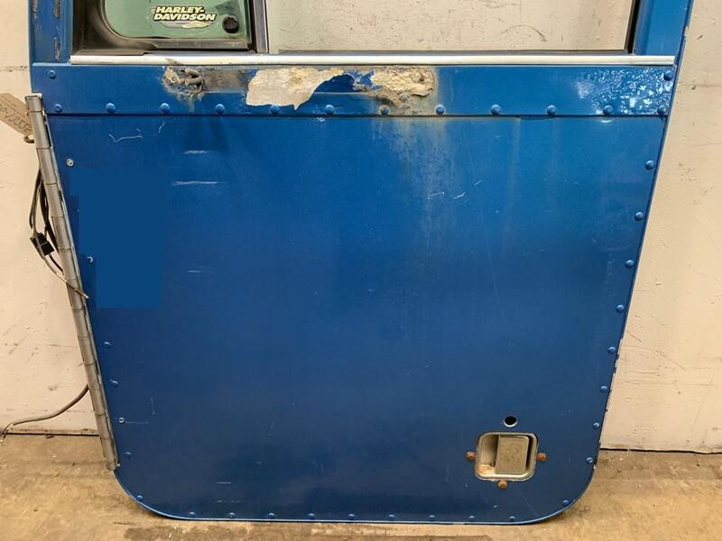 Peterbilt 379 Door (606-13225)
