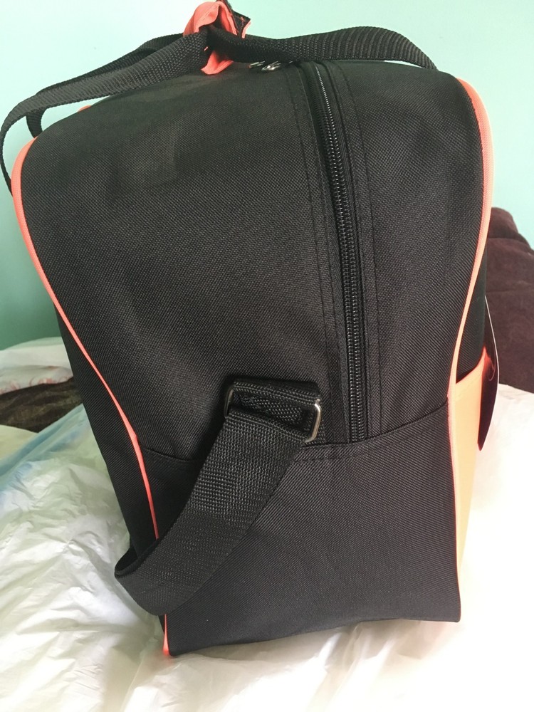 Linds Basic single ball bowling bag, black and coral, adjustable shoulder strap