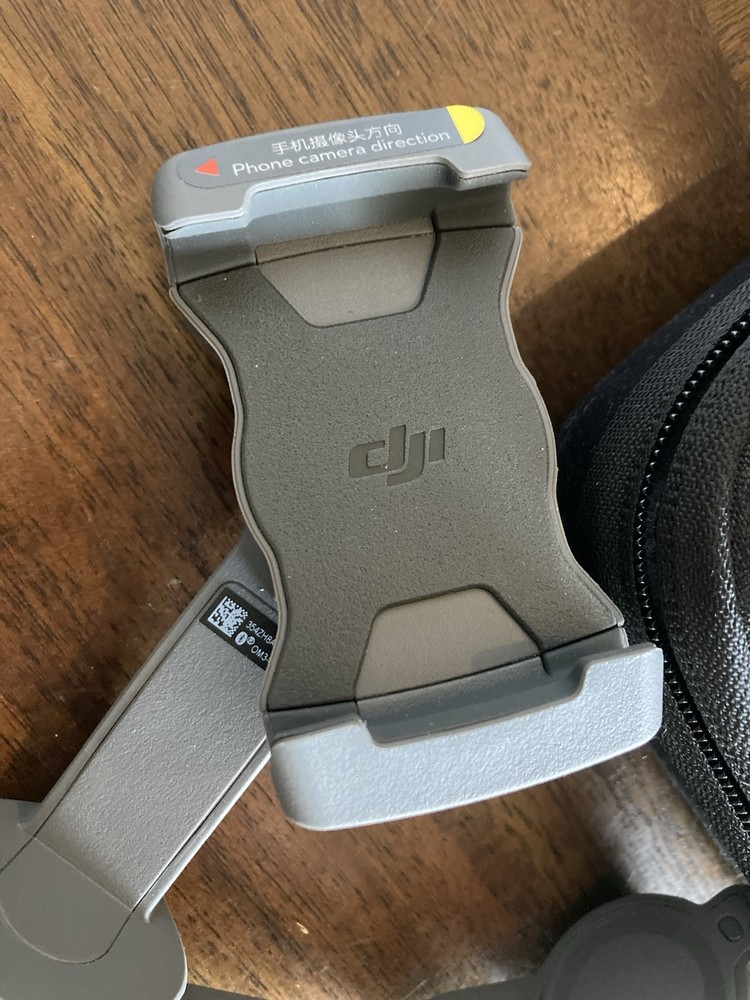 DJI Osmo Mobile 3 - Gimbal Stabilizer With Storage