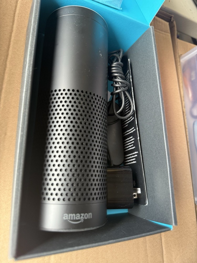 Amazon Echo Black Tower SK705DI 1st Generation Alexa Smart Speaker,