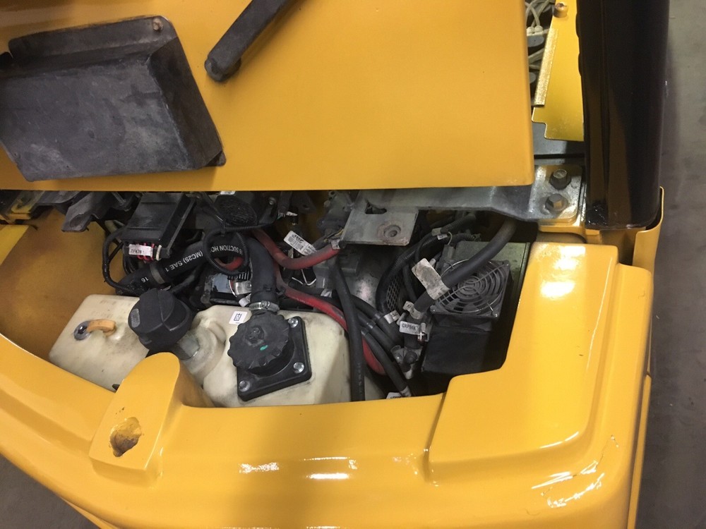 2018 Yale 7000 LB Solid Pneumatic Electric Forklift With SS/FP
